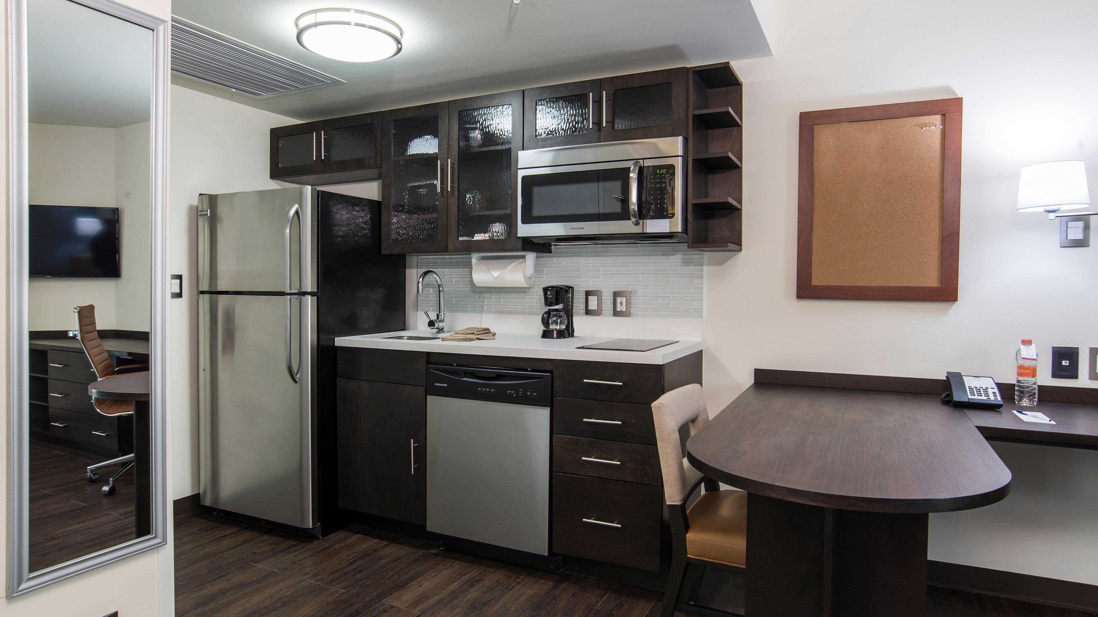 Candlewood Suites Celaya Celaya  Exteriör bild